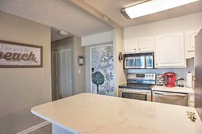 Inviting Virginia Beach Condo w/ Community Pool