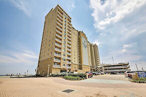 Inviting Virginia Beach Condo w/ Community Pool