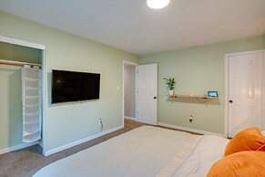 Idyllic Tahoe Home: 1 Mi to Heavenly Ski Resort!
