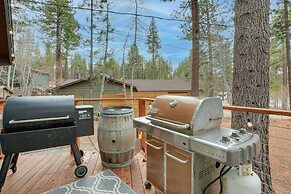Idyllic Tahoe Home: 1 Mi to Heavenly Ski Resort!