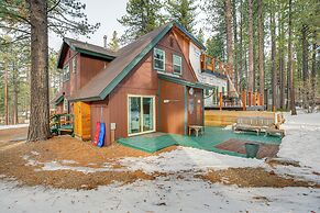 Idyllic Tahoe Home: 1 Mi to Heavenly Ski Resort!