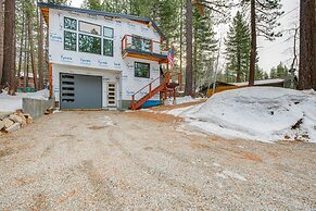Idyllic Tahoe Home: 1 Mi to Heavenly Ski Resort!