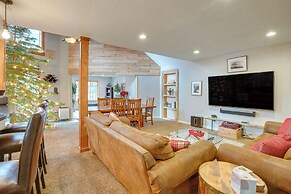 Idyllic Tahoe Home: 1 Mi to Heavenly Ski Resort!
