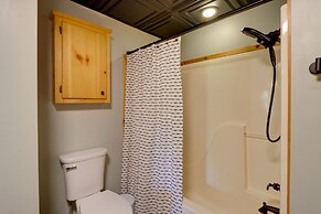 Blue Ridge Cabin w/ Hot Tub & Private Lake!
