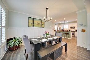 Spacious Norfolk Home w/ Private Hot Tub!