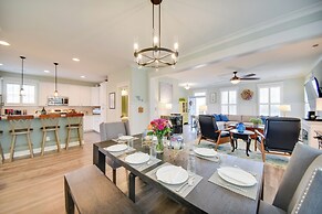Spacious Norfolk Home w/ Private Hot Tub!