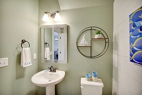 Spacious Norfolk Home w/ Private Hot Tub!