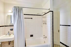 Stunning Clayton Tudor Home - Close to Downtown!