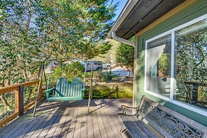 Classy Clayton Home w/ Views < 1 Mi to Downtown!