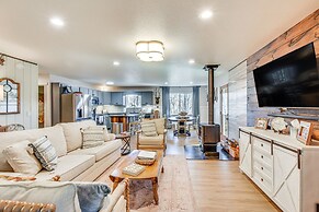 Classy Clayton Home w/ Views < 1 Mi to Downtown!