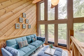 Secluded Getaway ~ 7 Miles to Downtown Blue Ridge!