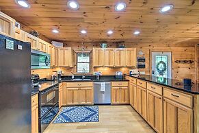 Mineral Bluff Cabin w/ Hot Tub + Game Room!