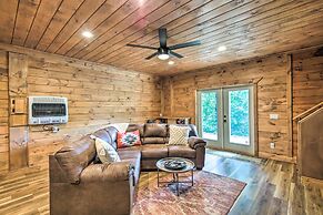 Mineral Bluff Cabin w/ Hot Tub + Game Room!