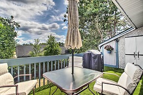 Hinesville Condo: Grill, 4 Mi to Fort Stewart