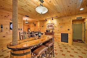 Trenton Cabin w/ Hot Tub - 14 Mi to Lookout Mtn!
