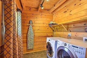 Trenton Cabin w/ Hot Tub - 14 Mi to Lookout Mtn!