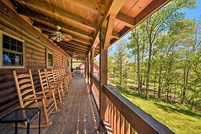 Trenton Cabin w/ Hot Tub - 14 Mi to Lookout Mtn!