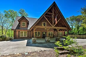 Trenton Cabin w/ Hot Tub - 14 Mi to Lookout Mtn!