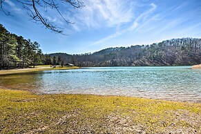 'owl's Nest' Pet-friendly Cabin w/ Private Hot Tub