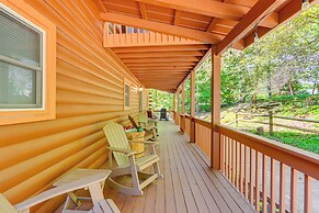 'owl's Nest' Pet-friendly Cabin w/ Private Hot Tub