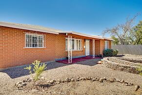 Single-story Retreat ~ 1 Mi to Downtown Tucson!
