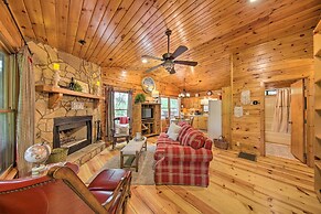 Peaceful Blue Ridge Cabin w/ Decks & Fire Pit