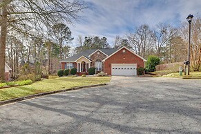 Gorgeous Evans Retreat < 14 Mi to Augusta!