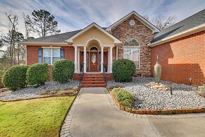 Gorgeous Evans Retreat < 14 Mi to Augusta!