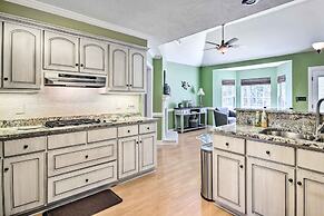 Gorgeous Evans Retreat < 14 Mi to Augusta!