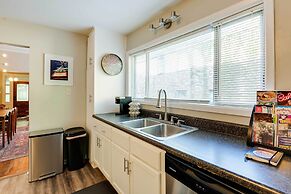 Family-friendly Memphis Hideaway w/ Patio & Grill!