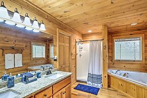 Serene Blue Ridge Cabin ~ 3 Mi to Downtown!