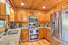 Serene Blue Ridge Cabin ~ 3 Mi to Downtown!