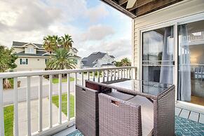 Elegant Tybee Island Townhome, Steps to Beach