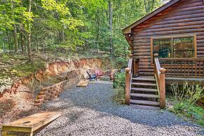 'bigfoot's Hideout' in Blue Ridge w/ Hot Tub!