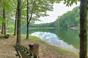 'bigfoot's Hideout' in Blue Ridge w/ Hot Tub!