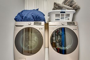 Newnan Vacation Rental w/ Pool & Pickleball Court!