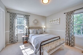 North Macon Townhome w/ Deck < 8 Mi to Downtown!