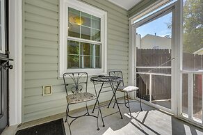 North Macon Townhome w/ Deck < 8 Mi to Downtown!