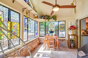 Whimsical Athens Home - 3 Mi to Sanford Stadium