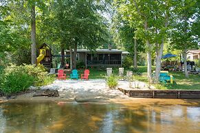 Lake Sinclair 'crooked Creek Cottage' w/ Fire Pit!