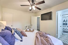 Modern Alpharetta Home: Yard, Walk Downtown!