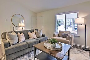 Modern Alpharetta Home: Yard, Walk Downtown!