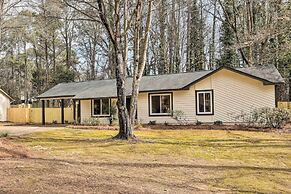 Modern Alpharetta Home: Yard, Walk Downtown!