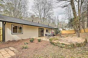 Modern Alpharetta Home: Yard, Walk Downtown!