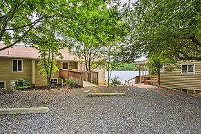 Townhome w/ Fire Pit & Lake View: Pets Welcome!