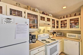 Townhome w/ Fire Pit & Boat Dock: Pets Welcome!