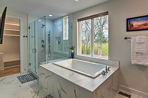 Beautiful Nashville Home Near Downtown w/ Hot Tub!