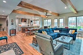 Beautiful Nashville Home Near Downtown w/ Hot Tub!