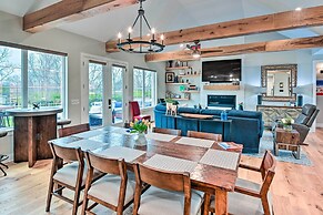 Beautiful Nashville Home Near Downtown w/ Hot Tub!