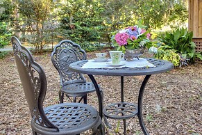 Savannah Cottage - 5 Mi to Wormsloe Historic Site!
